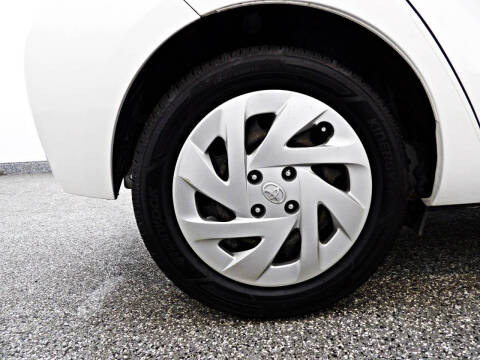 2016 Toyota Prius c Four