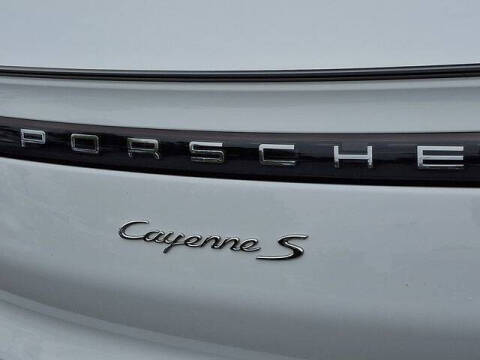 2020 Porsche Cayenne S Coupe