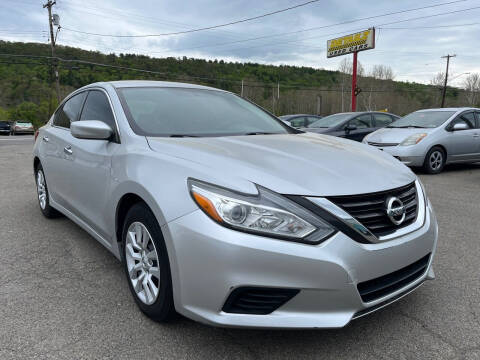 2017 Nissan Altima for sale at DETAILZ USED CARS in Endicott NY
