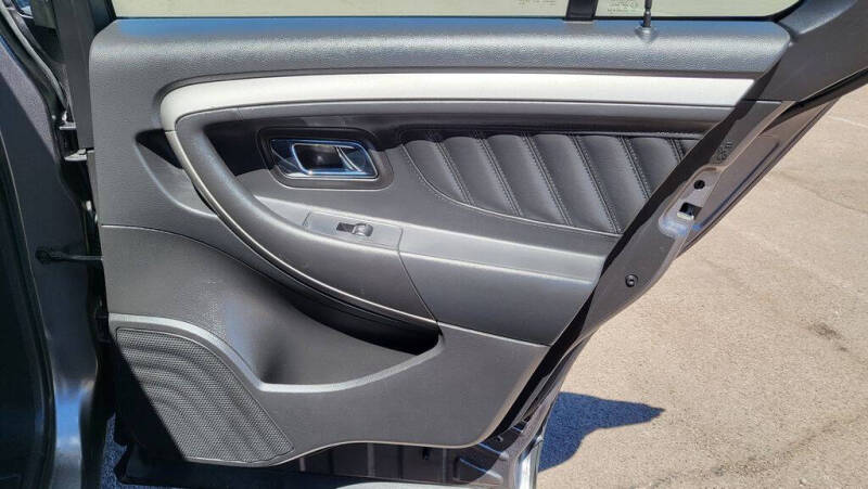 2013 Ford Taurus SEL