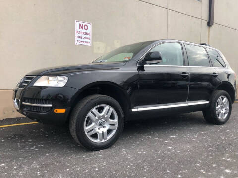 2005 Volkswagen Touareg for sale at International Auto Sales in Hasbrouck Heights NJ