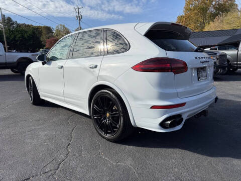 2017 Porsche Cayenne Turbo