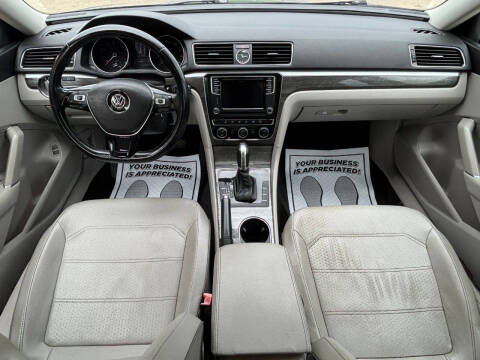 2016 Volkswagen Passat 1.8T SE