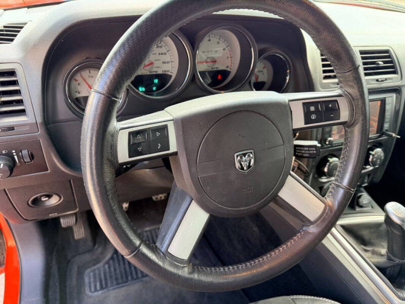 2009 Dodge Challenger SRT8