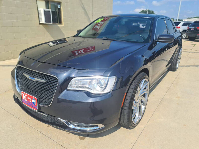 2018 Chrysler 300 for sale at HG Auto Inc in South Sioux City NE