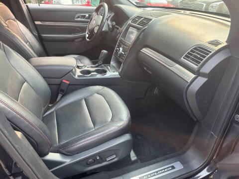2019 Ford Explorer Sport