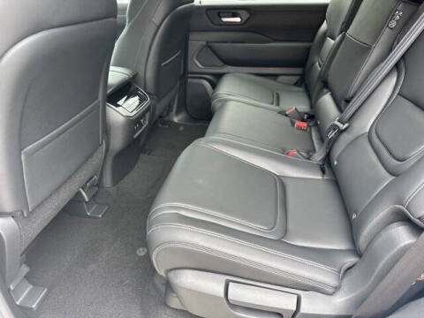 2025 Nissan Armada SV