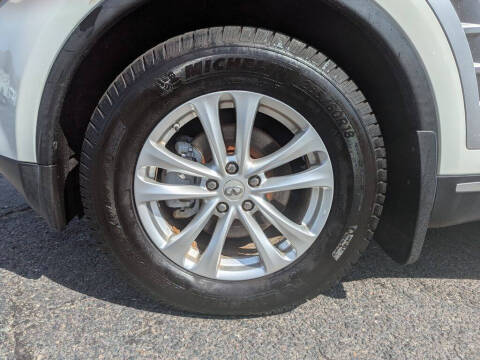 2010 Infiniti FX35