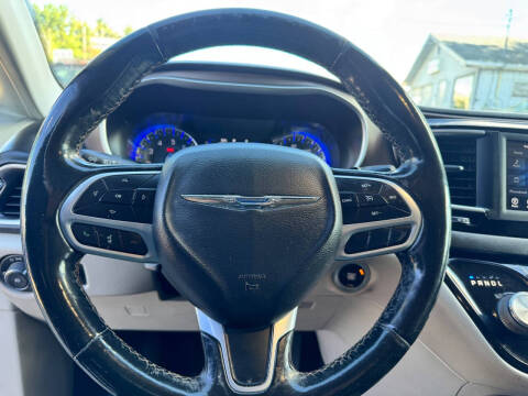 2019 Chrysler Pacifica Touring L