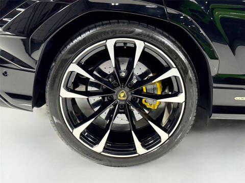 2024 Lamborghini Urus S
