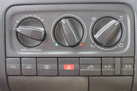 2002 Volkswagen Cabrio GLX