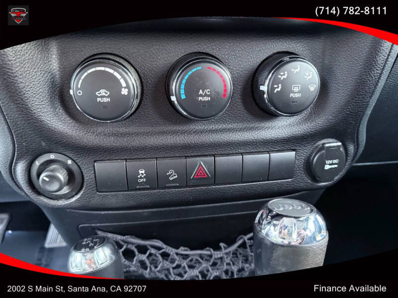 2012 Jeep Wrangler Unlimited Sport