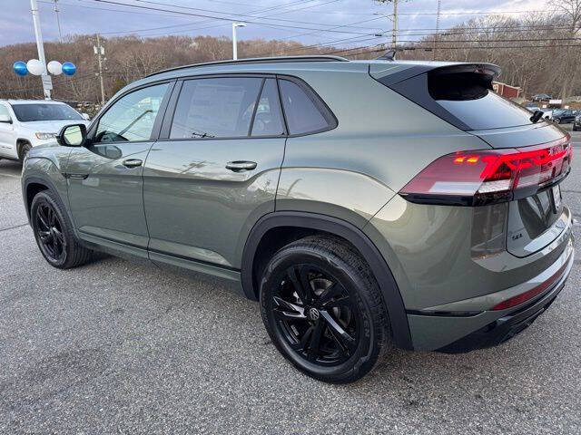 2026 Volkswagen Atlas Cross Sport SEL R-Line Black 4Motion