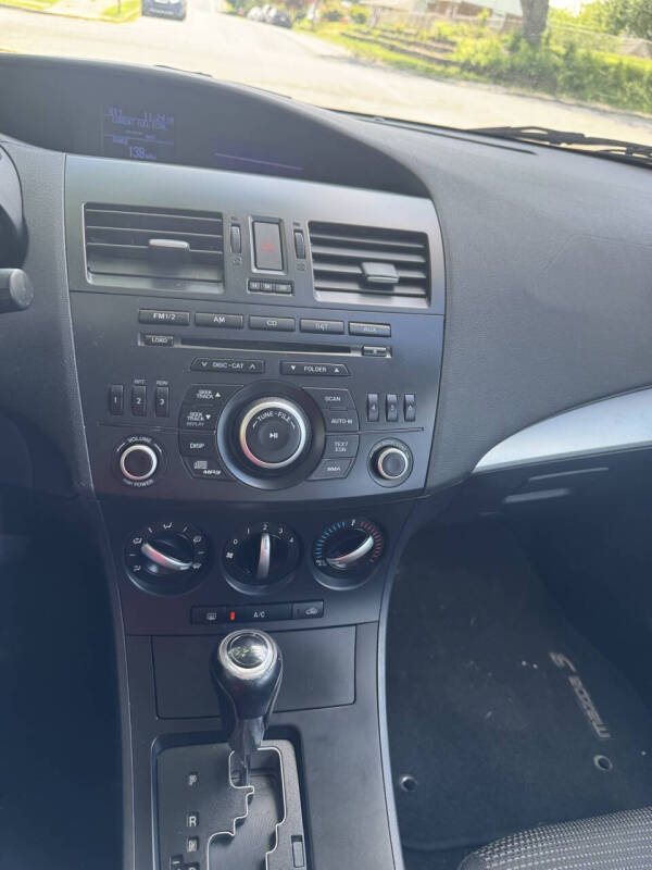 2012 Mazda MAZDA3 i Touring