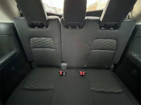 2023 Nissan Pathfinder SV