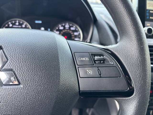 2024 Mitsubishi Eclipse Cross LE