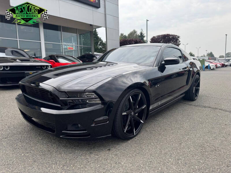 2014 Ford Mustang GT Premium's photo