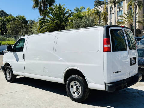 2019 Chevrolet Express 2500