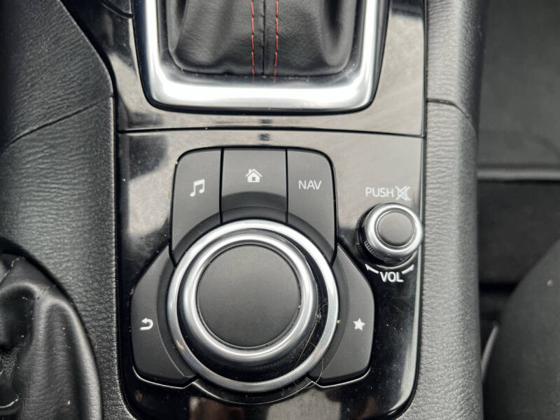 2016 Mazda MAZDA3 i Touring