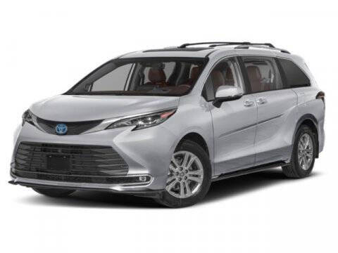 2025 Toyota Sienna Platinum 7-Passenger