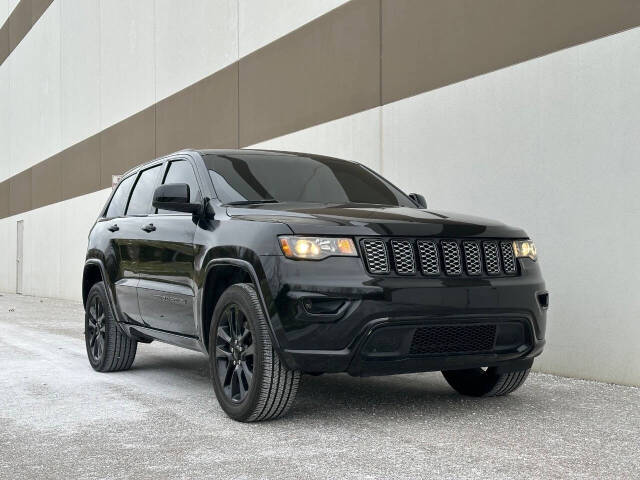 2021 Jeep Grand Cherokee for sale at Phoenix Motor Co in Romulus, MI