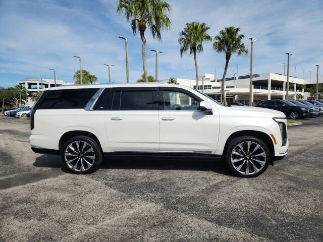 2025 Cadillac Escalade ESV Premium Luxury