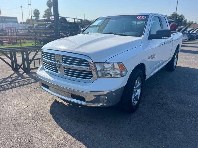 2017 RAM 1500 for sale at Mid Valley Motors in La Feria TX