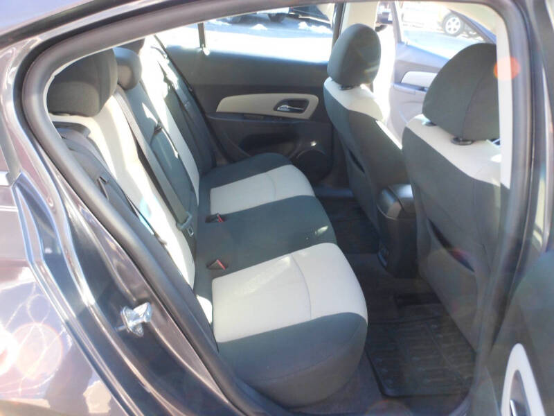 2011 Chevrolet Cruze LS