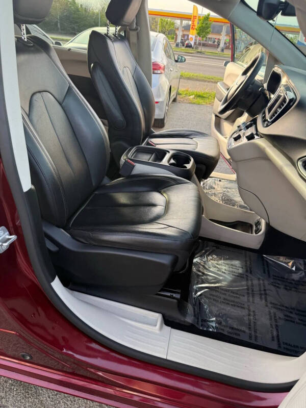 2018 Chrysler Pacifica Touring L