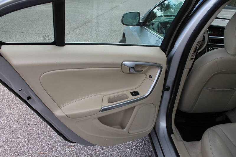 2015 Volvo S60 T5 Drive-E Premier