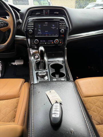 2016 Nissan Maxima 3.5 SR