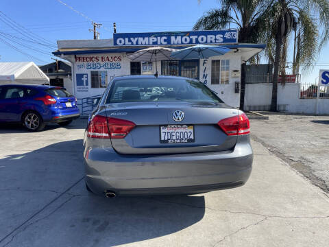 2014 Volkswagen Passat 2.5L SE PZEV