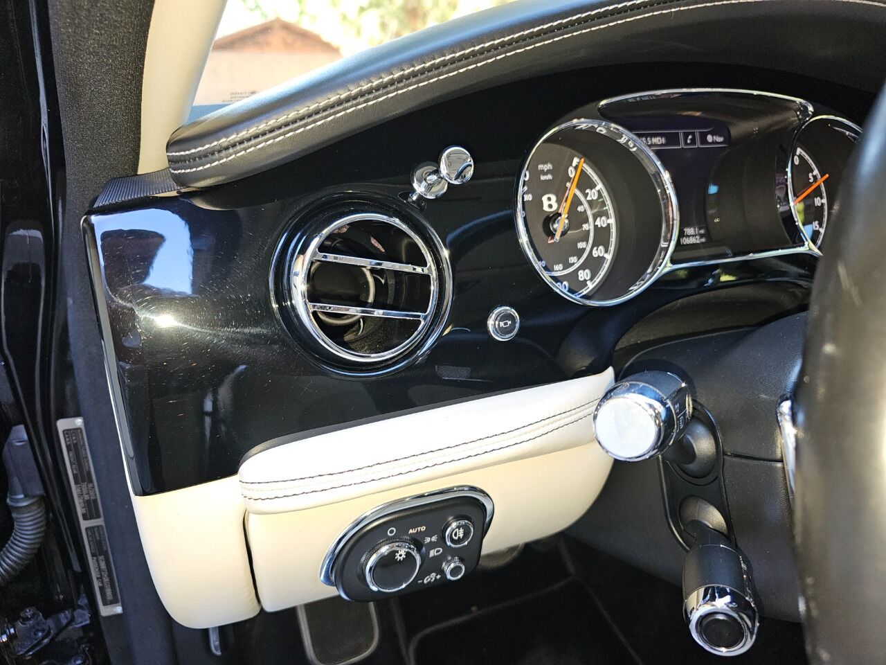 2014 Bentley Mulsanne 38