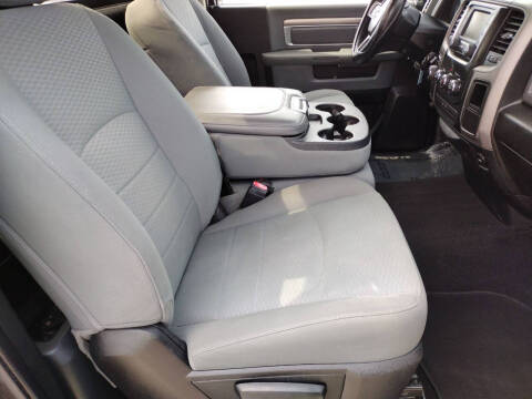 2017 RAM 1500 Express