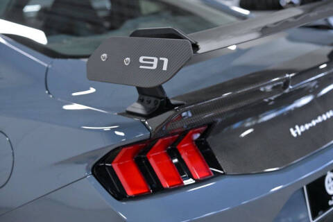2025 Ford Mustang Dark Horse