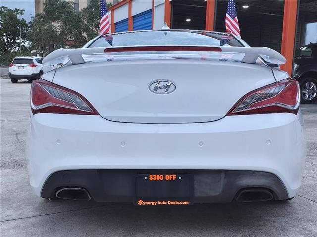 2016 HYUNDAI Genesis Coupe Coupe - $17,097