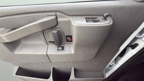 2024 Chevrolet Express 2500