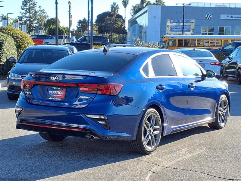 2021 Kia Forte GT Line