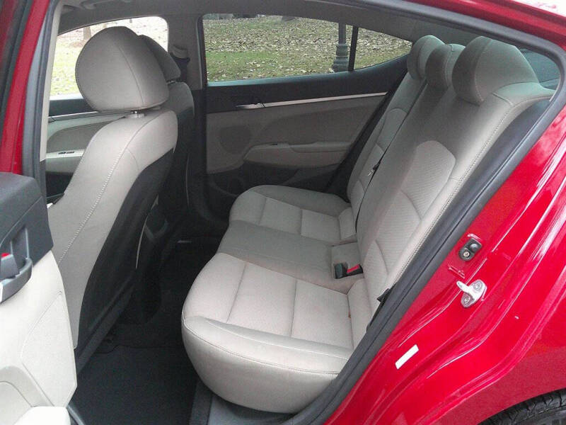 2020 Hyundai Elantra SE