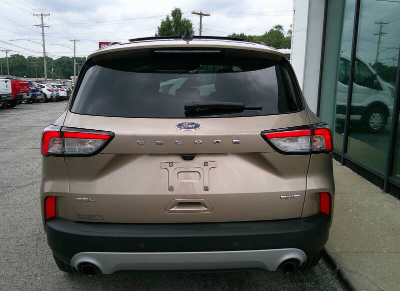 2021 Ford Escape SEL