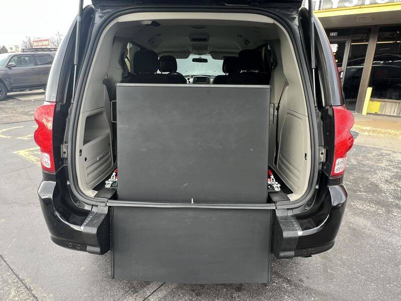 2017 Dodge Grand Caravan SE