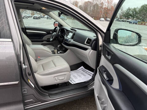 2017 Toyota Highlander XLE