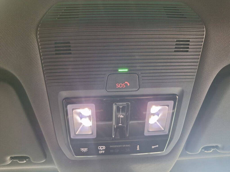 2025 Volkswagen ID. Buzz Pro S Plus 4Motion