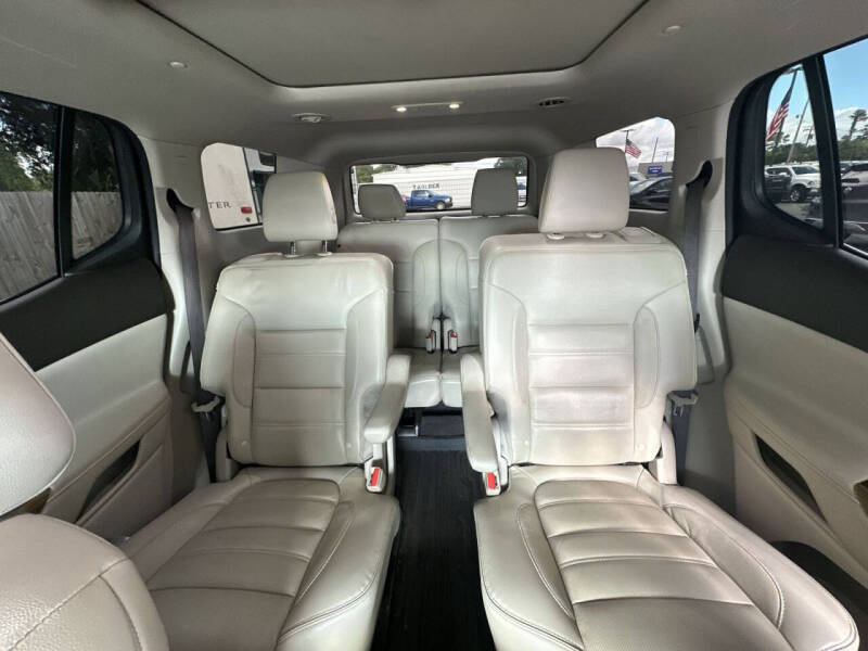 2017 GMC Acadia Denali