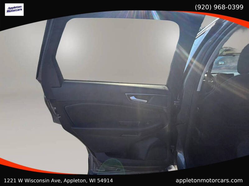 2022 Ford Edge SE