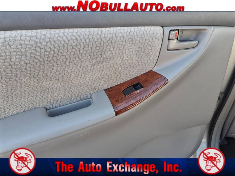 2003 Toyota Corolla LE