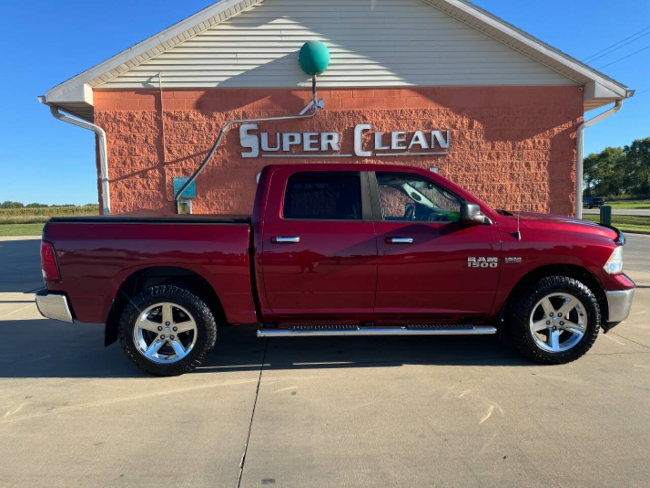 2014 Ram 1500 for sale at Illinois Auto Wholesalers in Tolono, IL