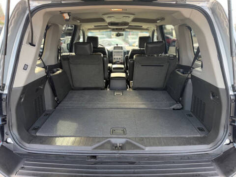 2005 Infiniti QX56