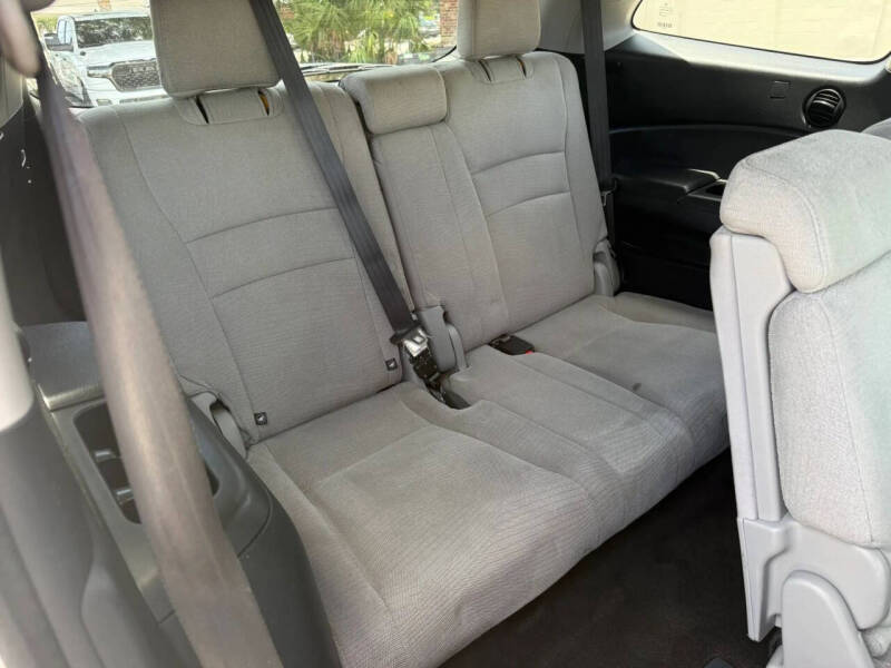 2016 Honda Pilot LX