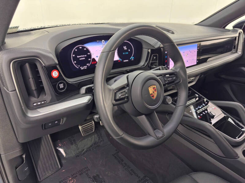 2025 Porsche Cayenne S